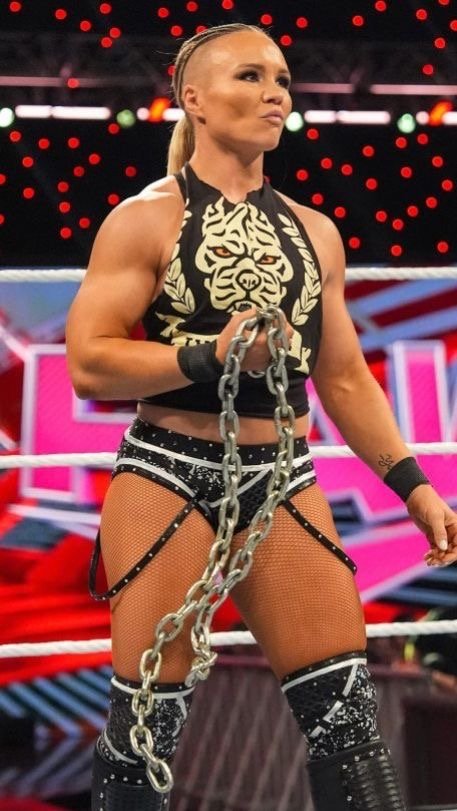 WWE Ivy Nile #0viIW7rt