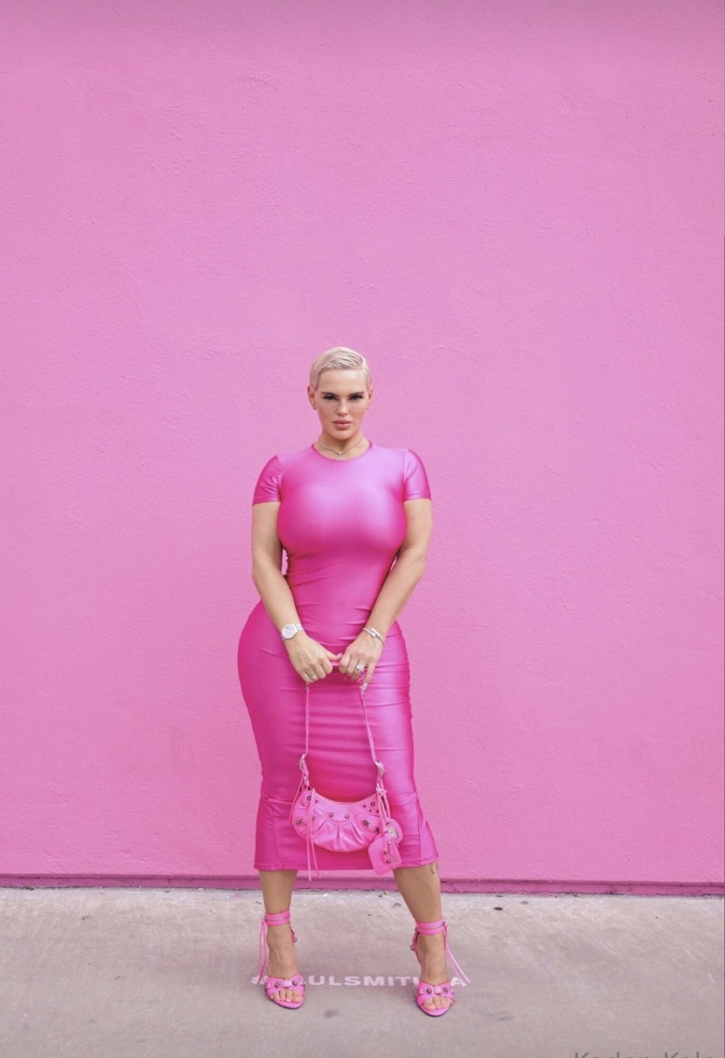 XXX #0xNROT9p