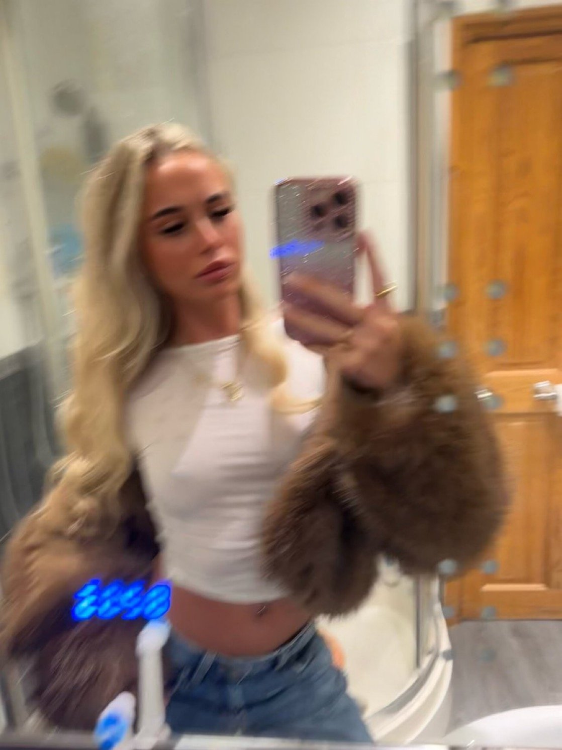 sexy blonde uk chav #1AqoP5jQ