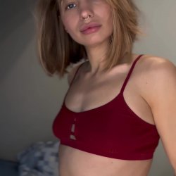 A slow tease is worth more than a thousand nudes 😇✨