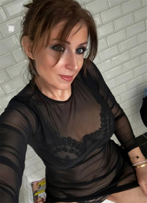 Belgian mature slut Sabine #1mHLBd4l