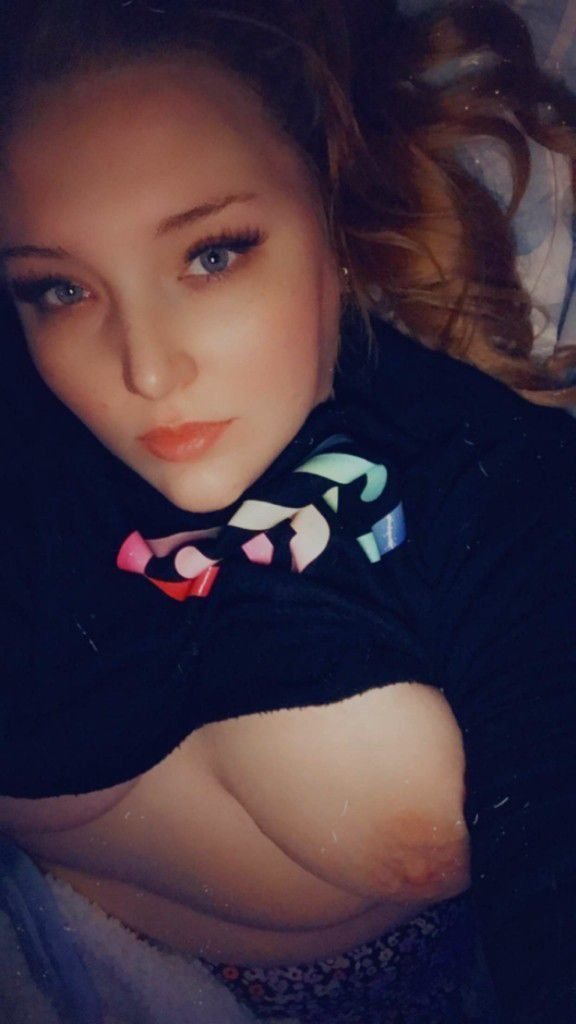 Another lost college webslut #1NOaDDP3