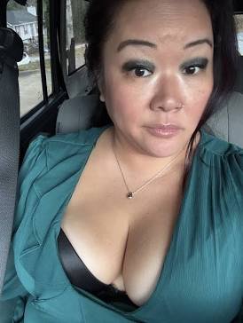 Name or socials for this slut? #1X2CqHoE