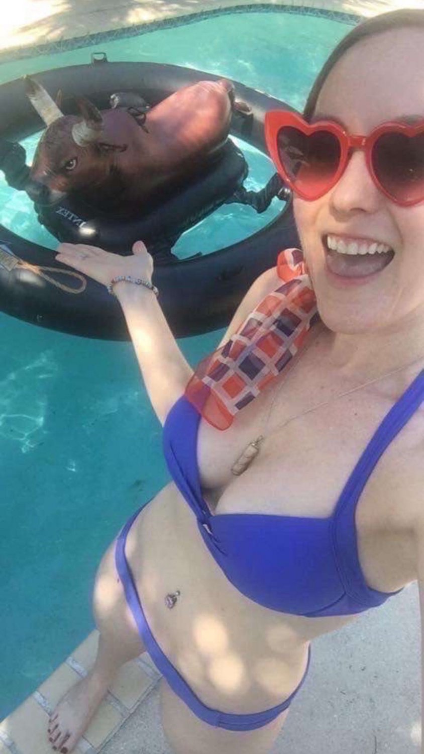 Amber, 35 year old Slutwife from FL #2AC6qaPx