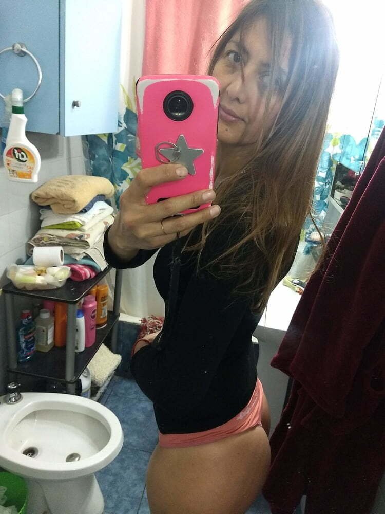 Nena caliente #2EbSK1dP
