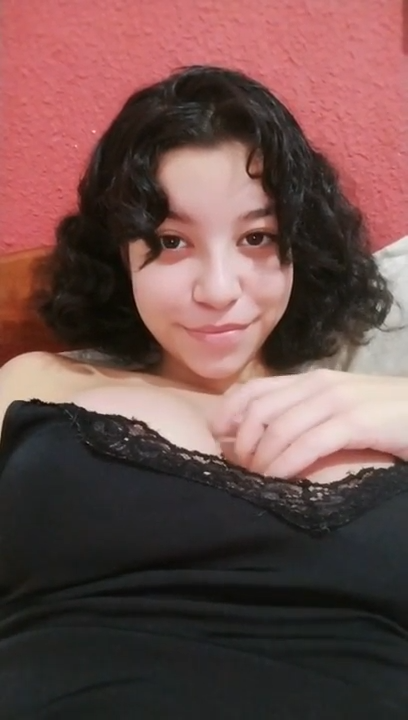 Delicia Novinha Bricando Com o Canal do Amor e Seu Plug Anal - COMPLETO 👉 mixadulto.com #2sIAvFdA