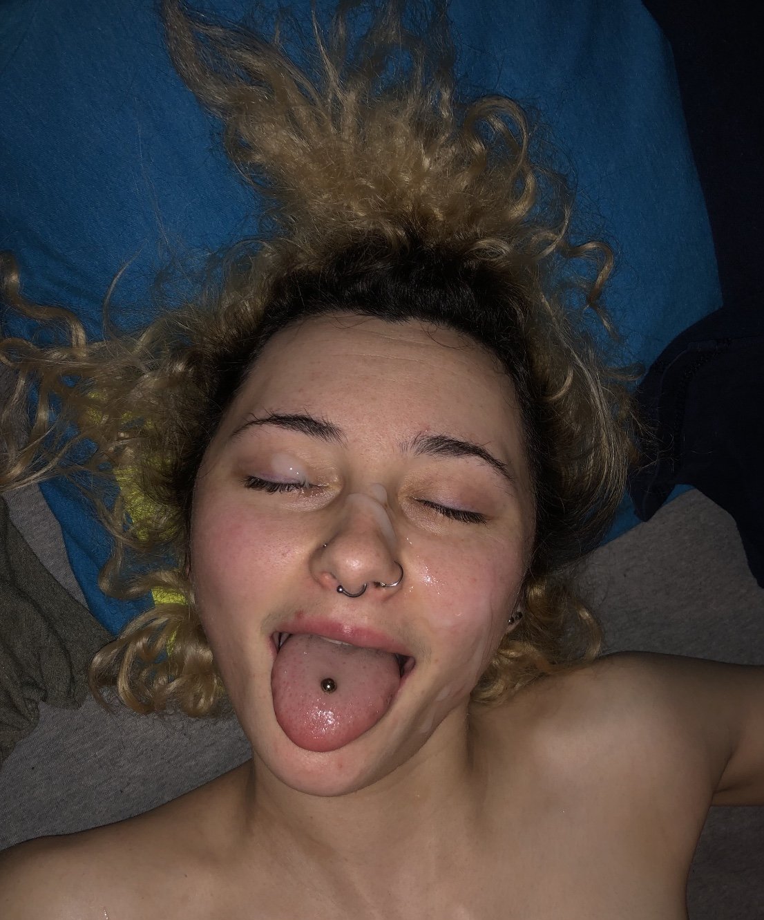Slut Gapes Ass #2uqaAdR3