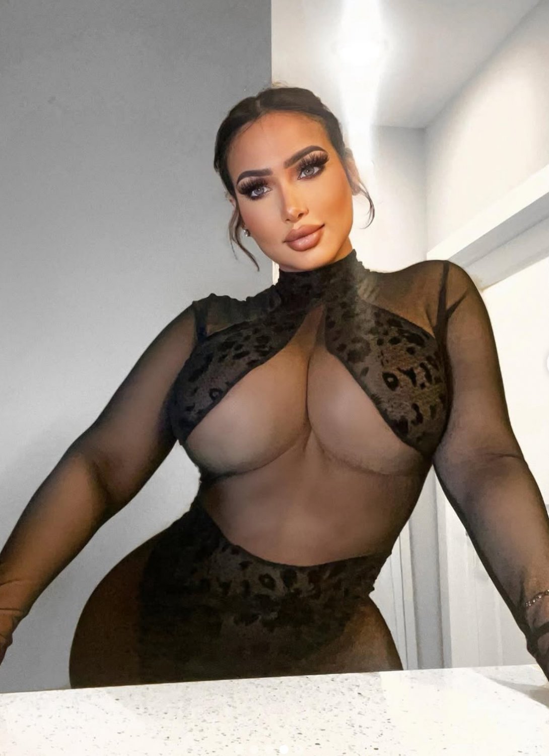 Random IG Sluts #35rtj2Xp