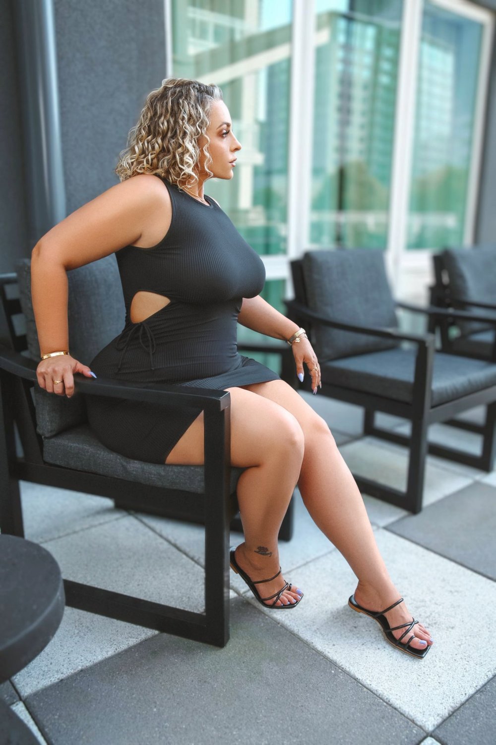 Thick pawg #3TrzGN0V