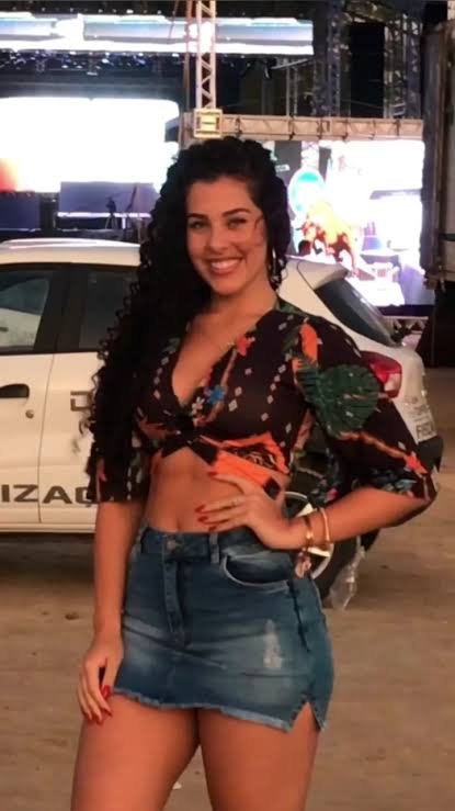 Delícia de mulher 😍😋 #4AomXsxt