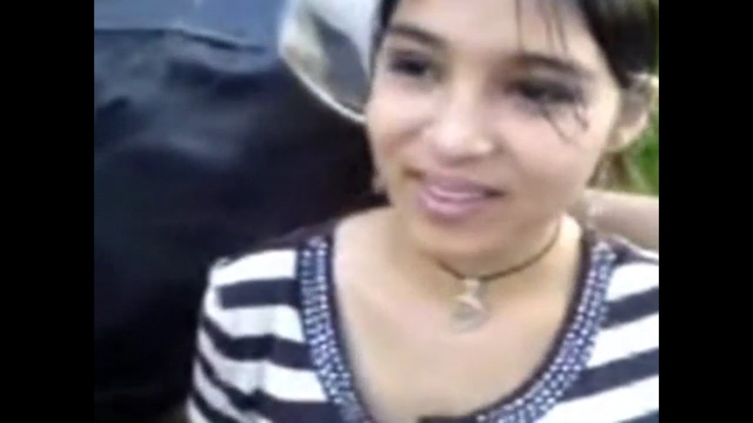 Five guys VS Mexican girl (old video) #4npFcQhg