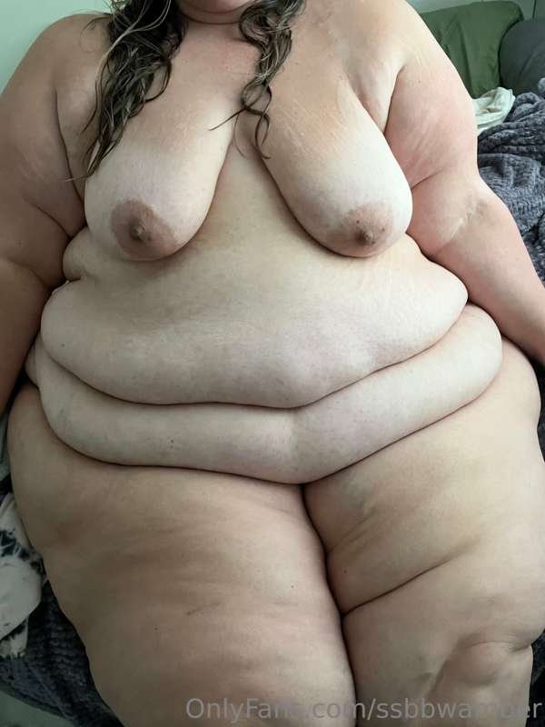 Funny Shaped SSBBW #4uq0zSVW