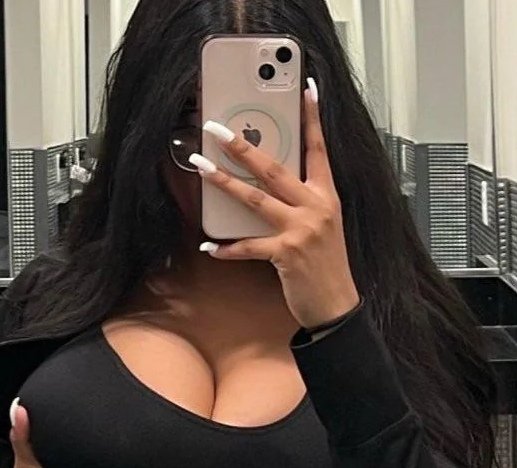 Desi GF Busty Selfie #51xGjBiE
