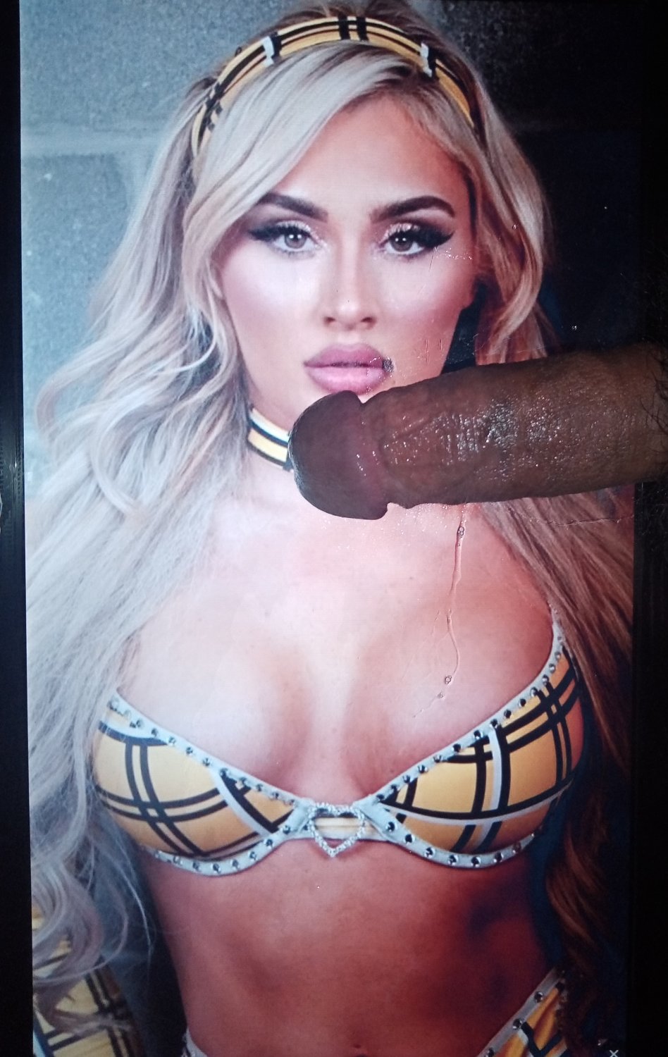 Tiffany Stratton - Cumtribute #53O2WUQF