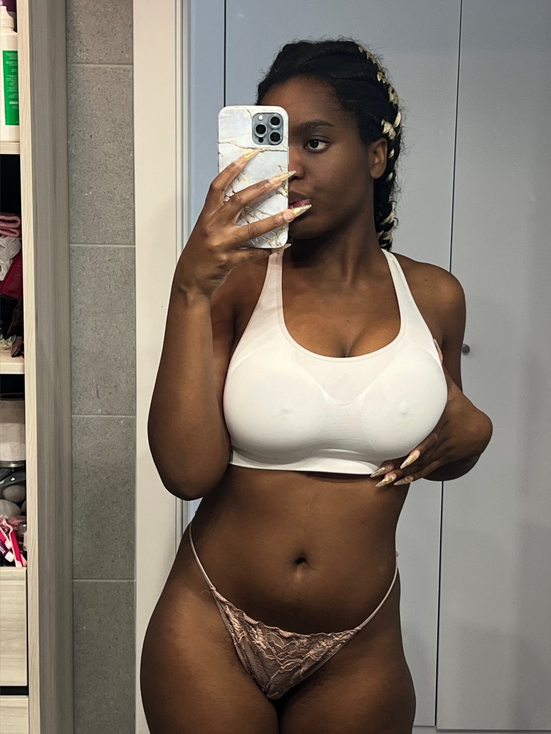 ebony teen has unreal body #5GP8QxAa