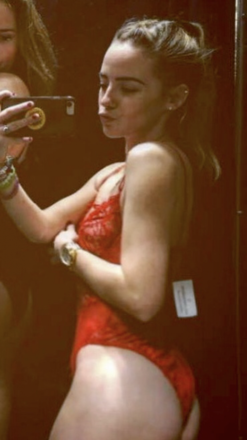 18 year old with nice tits #6A0K4EqW