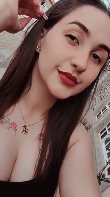 Mulher muito gostosa,quem quiser vazar alo vem PV #6H9br5qq