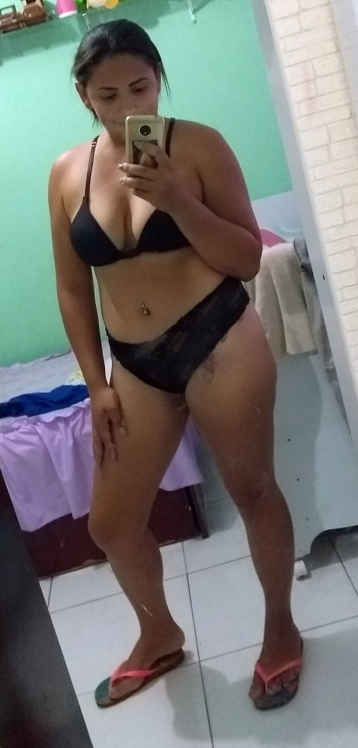 Paraense pelada no banho #6rE7sRmJ