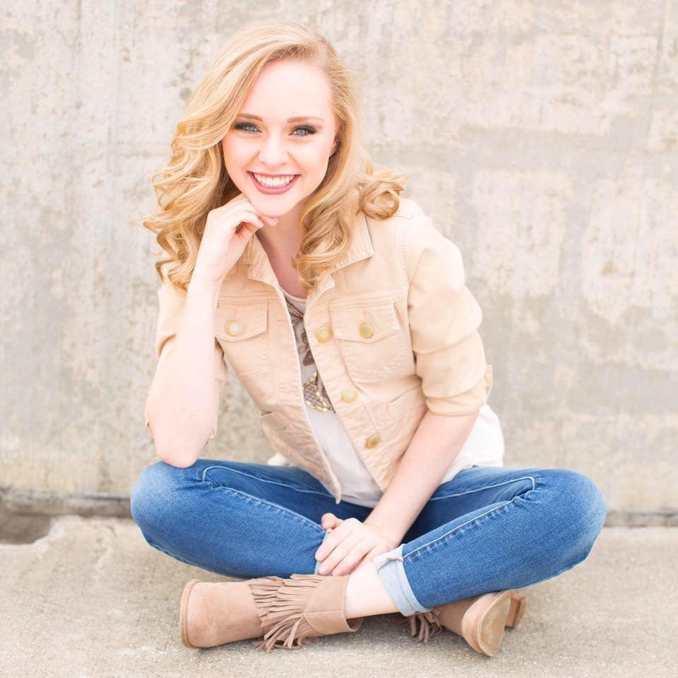 Emma Webslut #6sD8RGPP