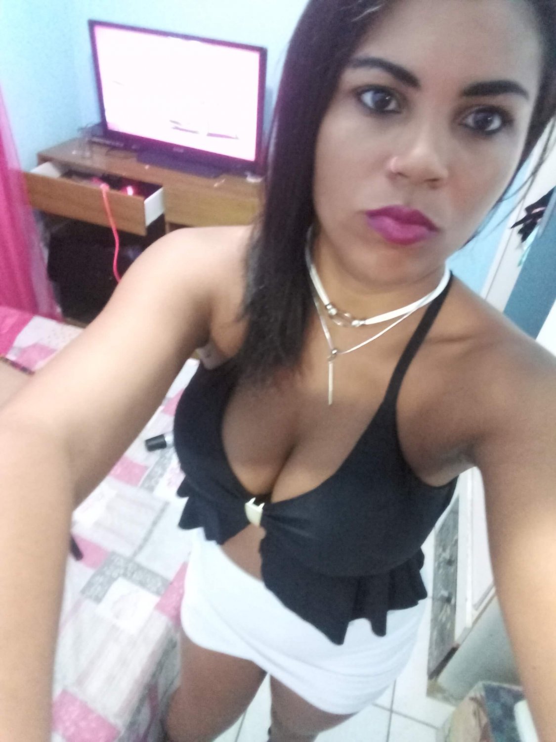 Regina morena #6WUe3jjy