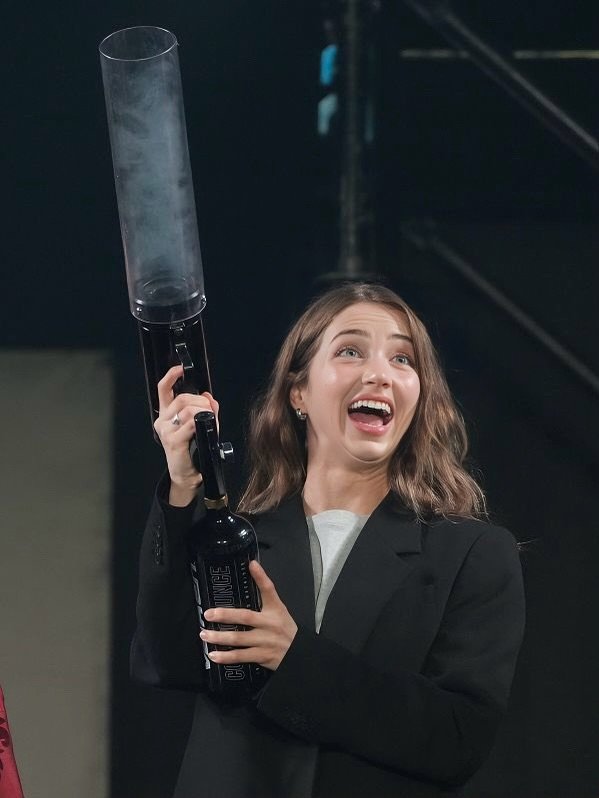 Emily Rudd drives anyone crazy #6XSRW6A5