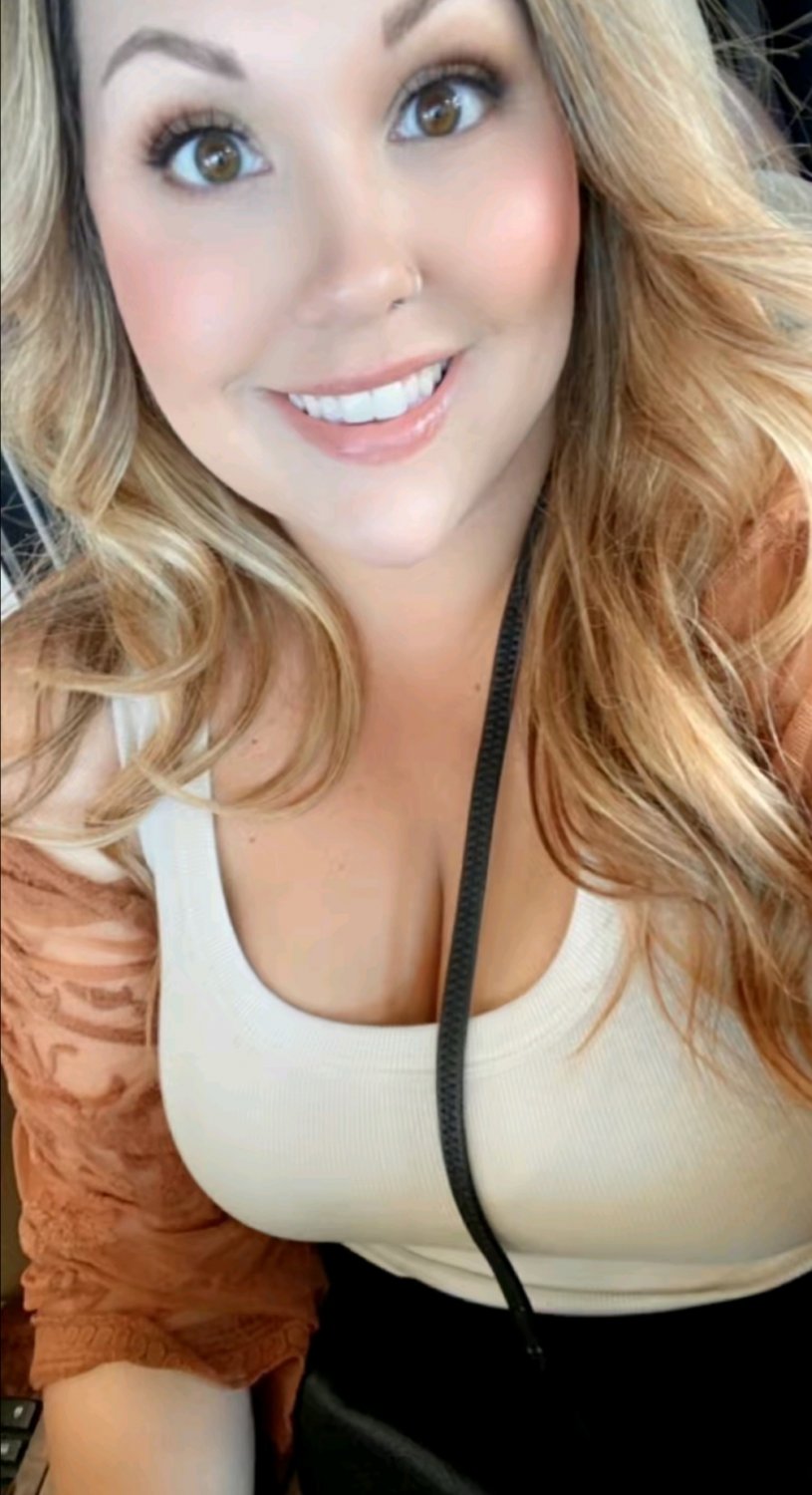 Guy submitted his friend's wife because she is gorgeous. Tiffany Kentucky #7flqR73K