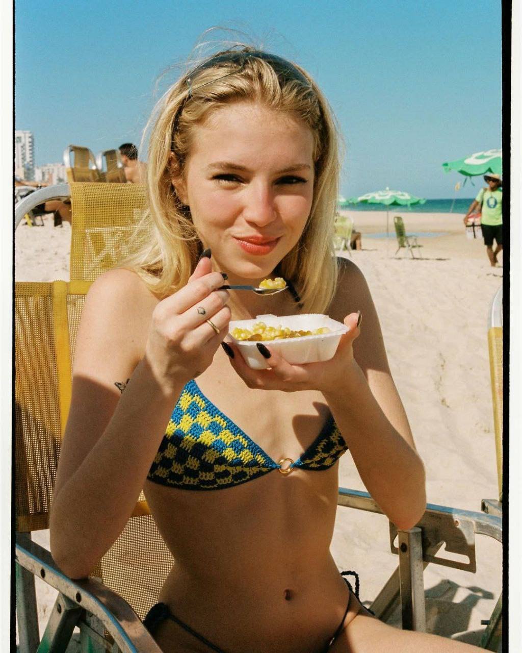 Fefe (Fernanda Schneider) #7g84S2Fs