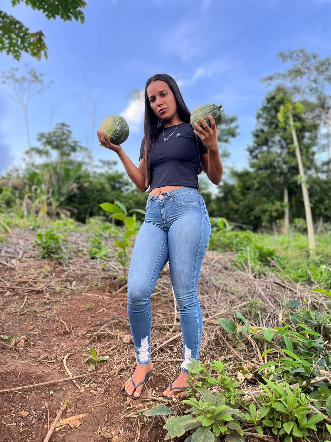 Mulher rabuda do caralho 🤤😜 #7SnjNEe0