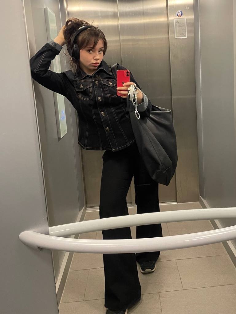 Hot German whore 3xp0s3d #7Winx2Mm