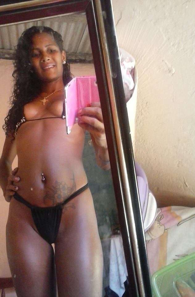 Miranda Moni #8Dlfn1Vy