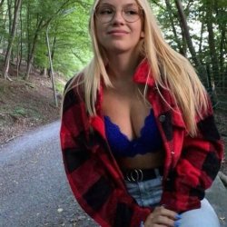 Amateur slut blonde