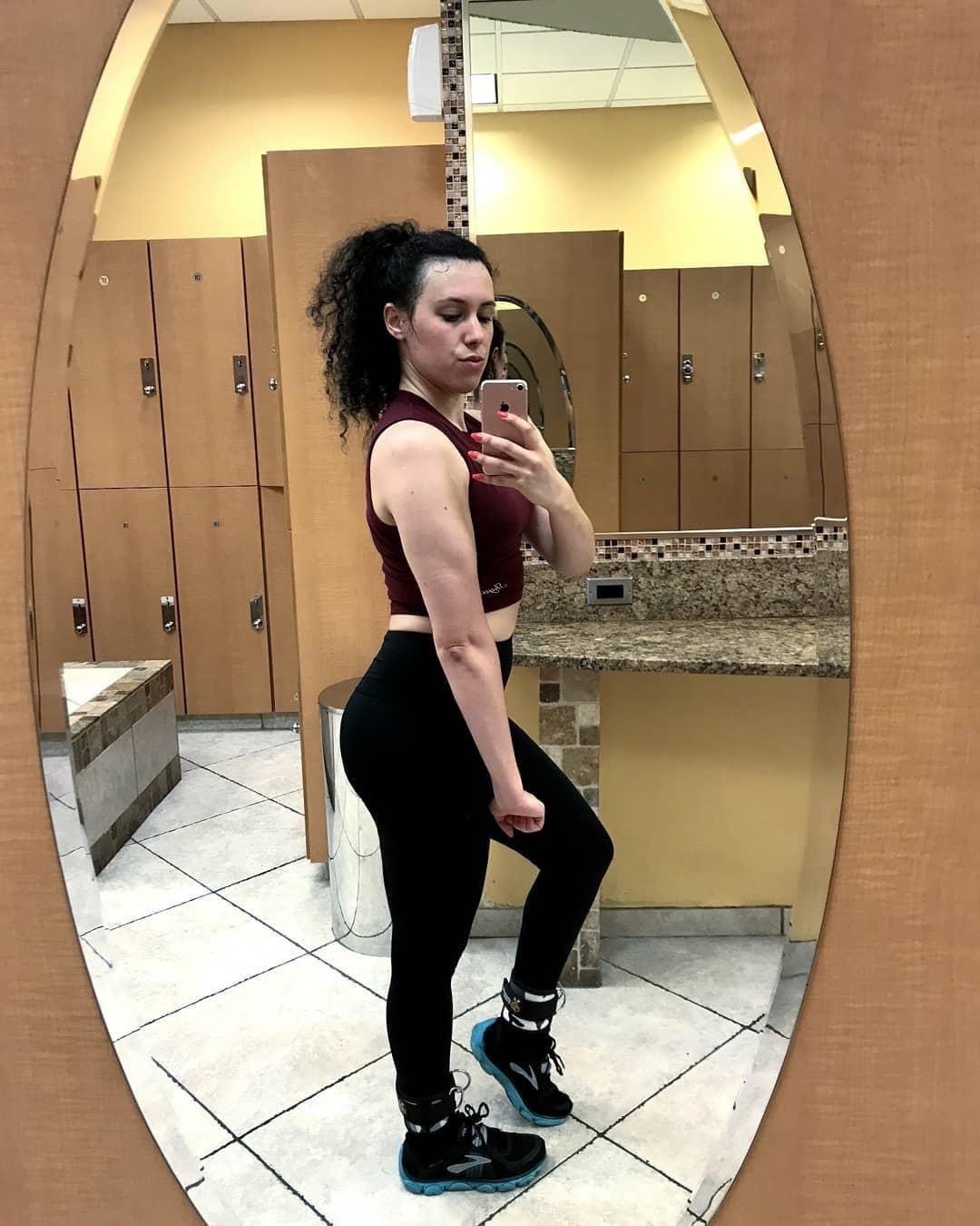 sharing creepshots of this cheating gym slut on disc miketea90#5070 #8qp97Nb6
