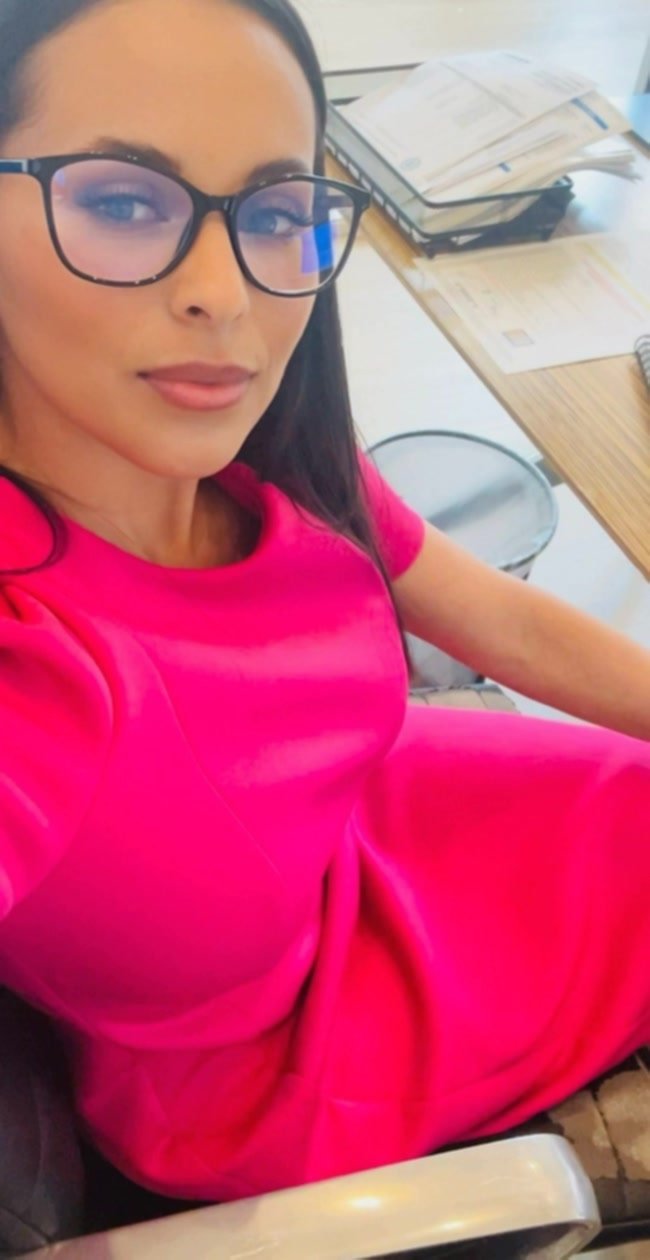 Office time, do you think I will keep the boys busy ? #8urXSLzf