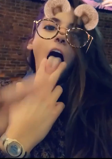 Vaping Hot Hippie Rave Skank from San Diego #95t76bkH