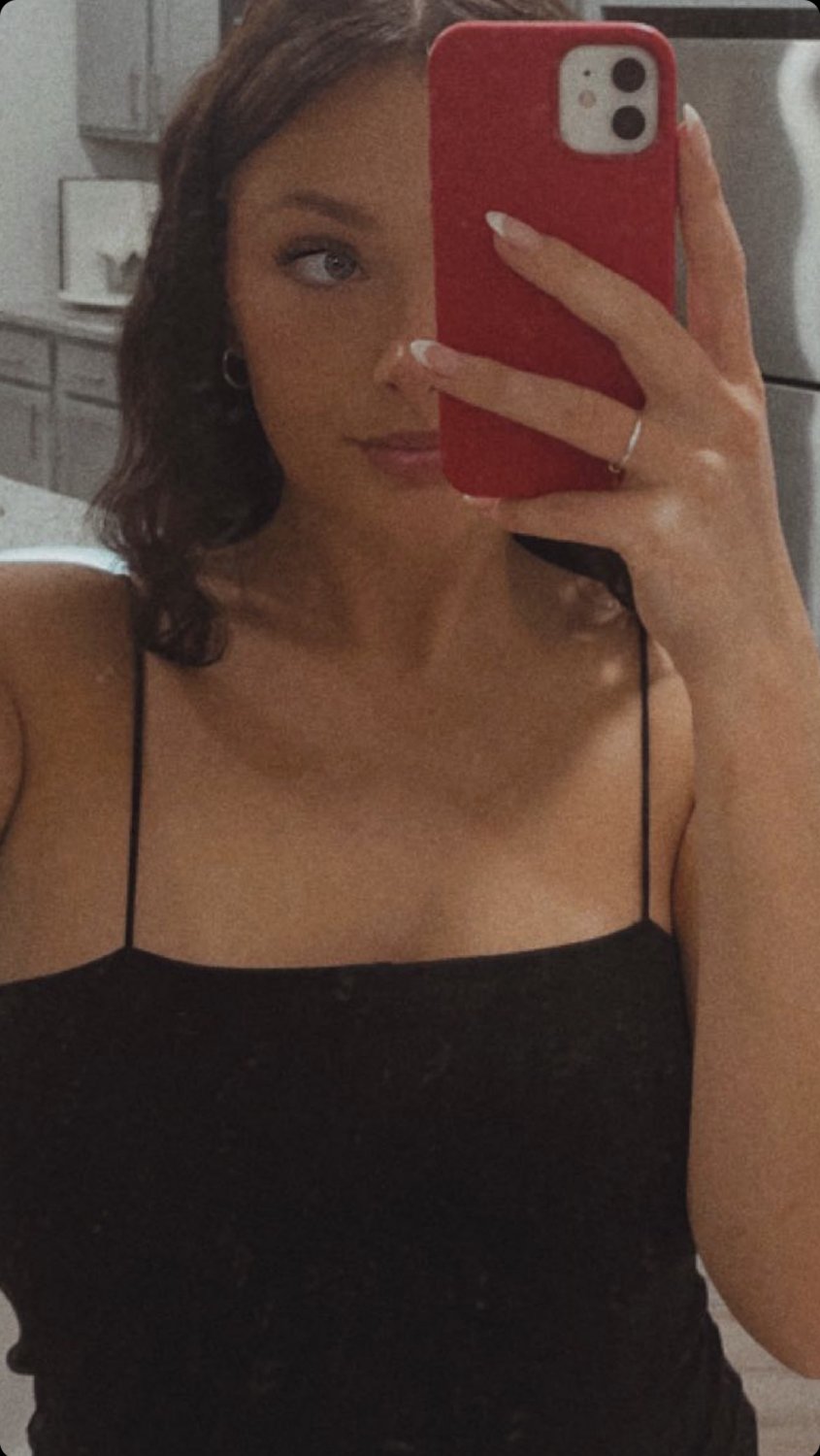 All natural pretty eyed Sydney exposing herself #9AAQ8j1G