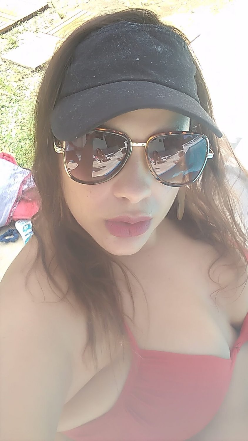 Vanessa milf mostrando os peitos #9MIewaSj