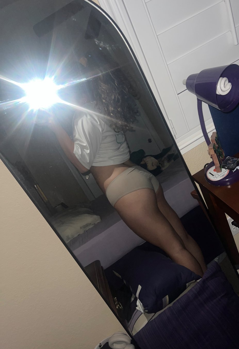 Shy Latina mami #AAxmvErT