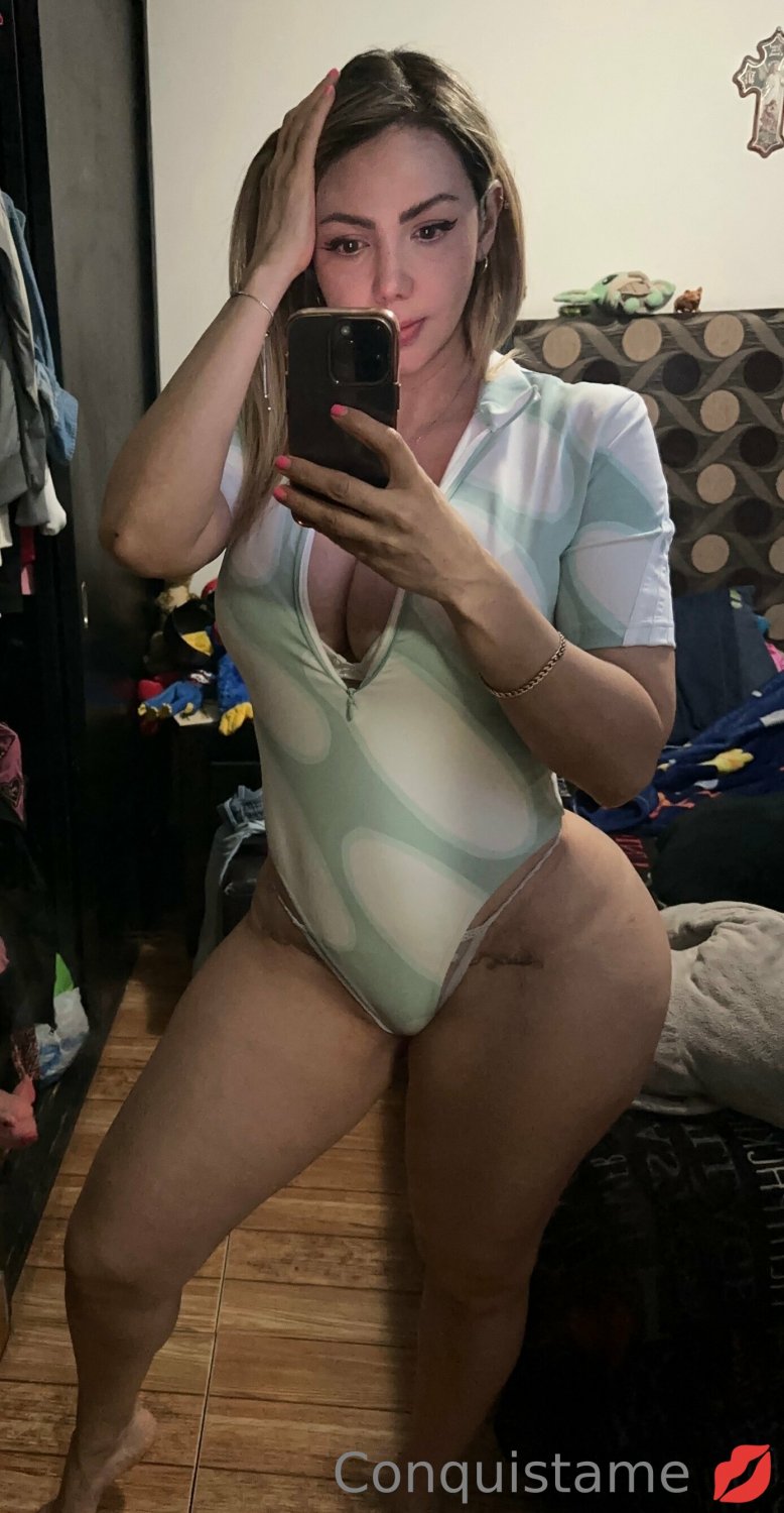Sexy massive fake ass blonde milf #agkeo8kz