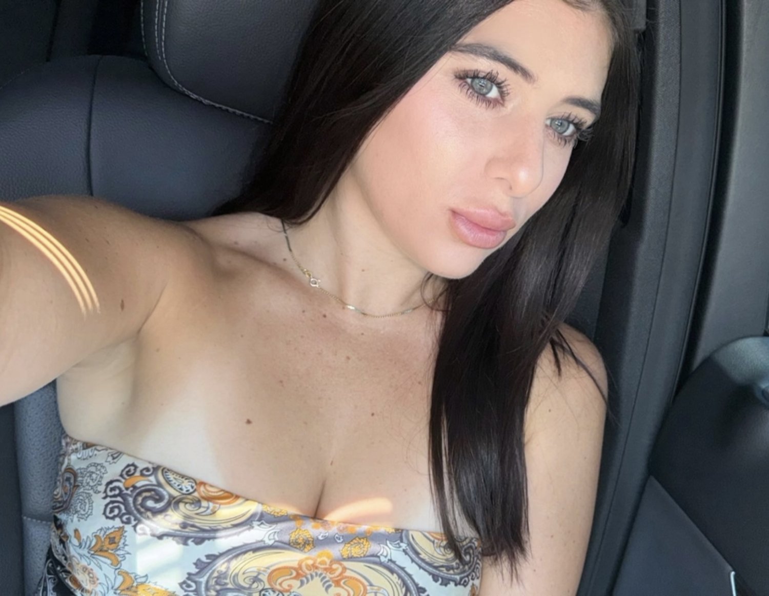 aian0gvh thick juicy latina snowbunny slut #AiaN0GVh