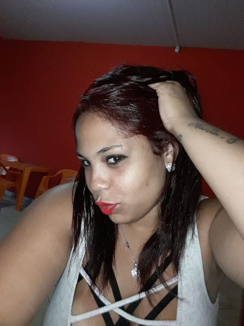 Morena safada trepando com dois. Quem é o oficial? #aKPQ4PVq