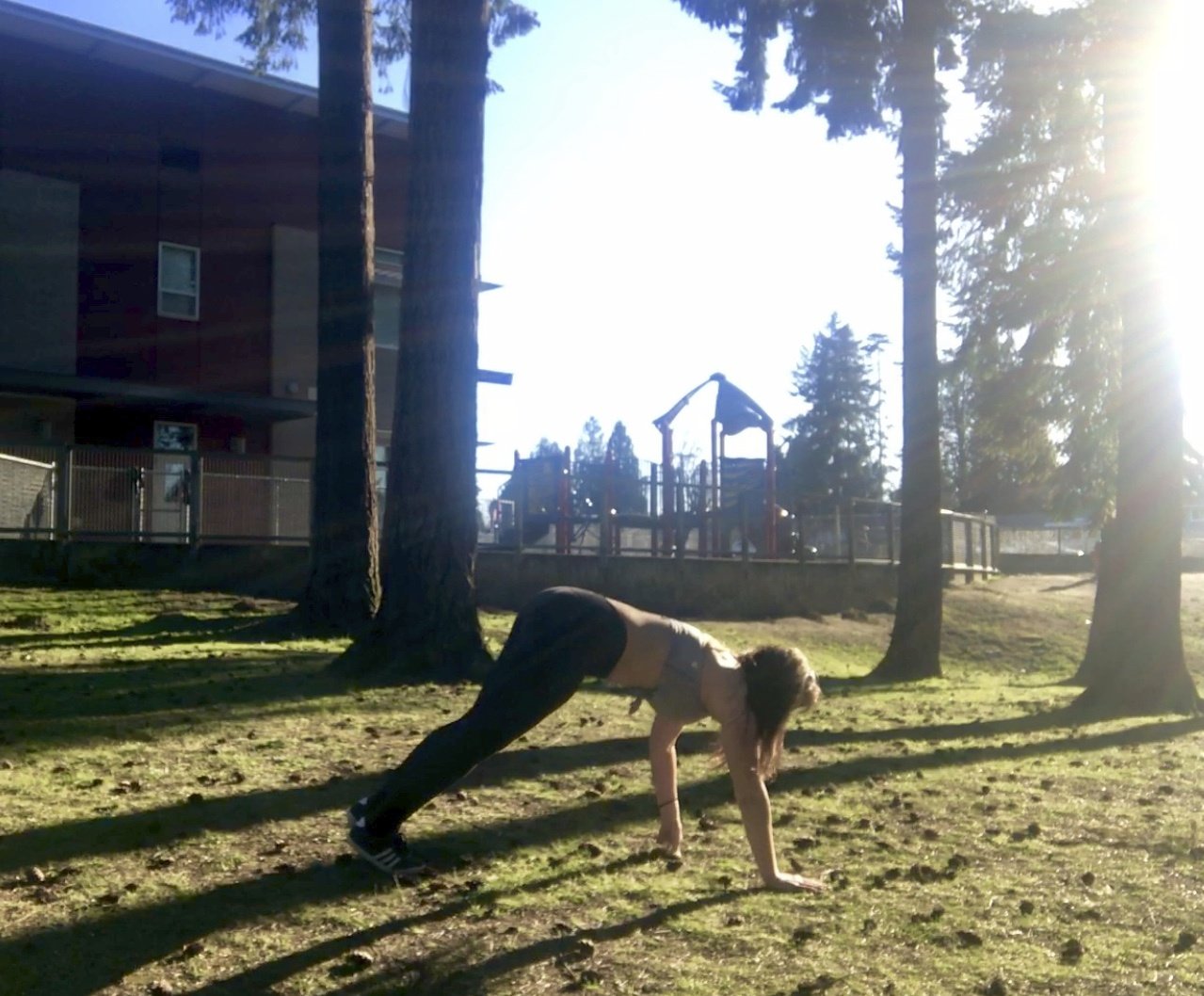 al30dxjm Best Friends mom in sports bras and yoga pants #Al30DxjM