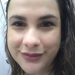 Vanessa milf mostrando os peitos