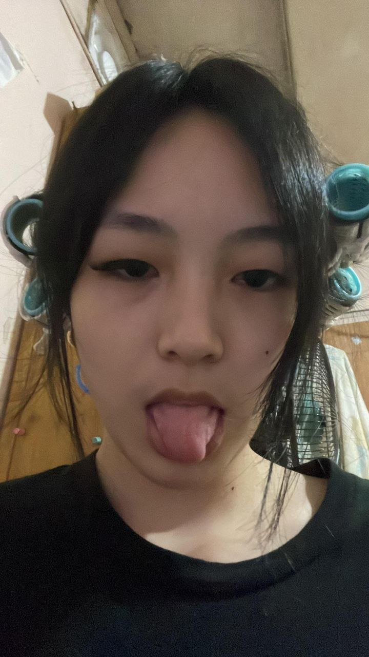 aqgquto7 Hot Cheating Emo ABG Asian Teen Shows Small Body on Snap Leak #aqGQUto7