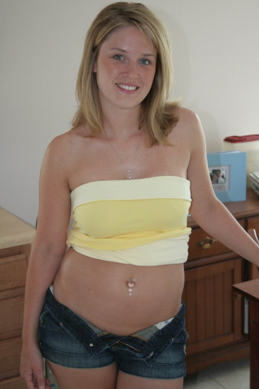 Legendary hotwife loves BBC gangbangs #AQOl2yDA