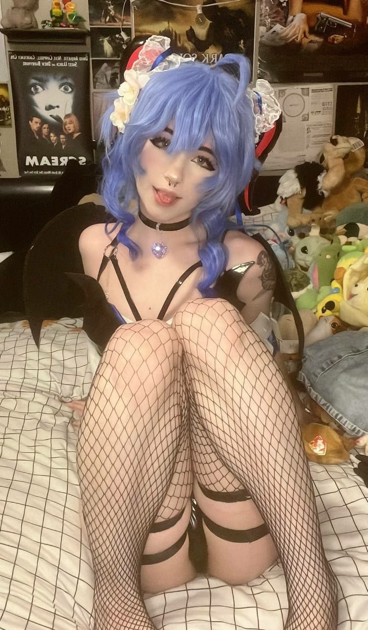 Sushi blue cosplay #asMu3xxT