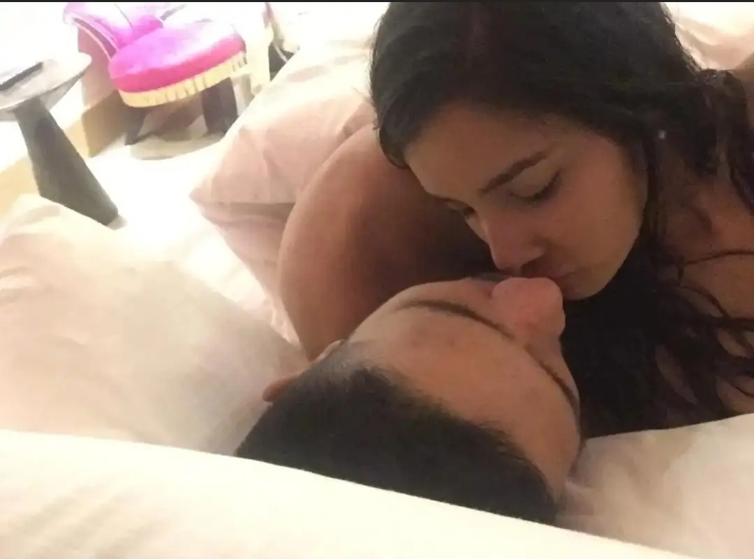 Honeymoon Arab couple FuLL album + videos leaks .. ➡️ downlod free :- #aVz93WfC