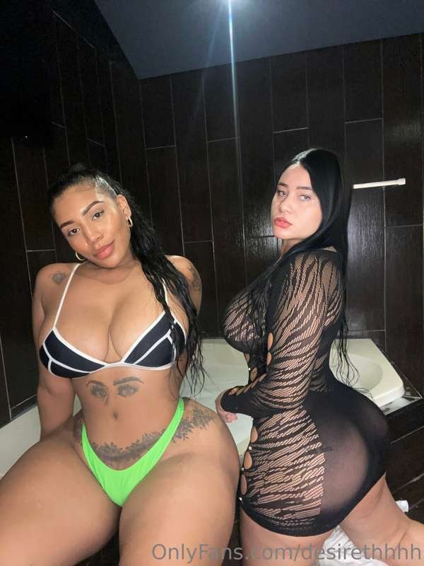 Big ass Panamenian Ebony Model #AW8gycNy