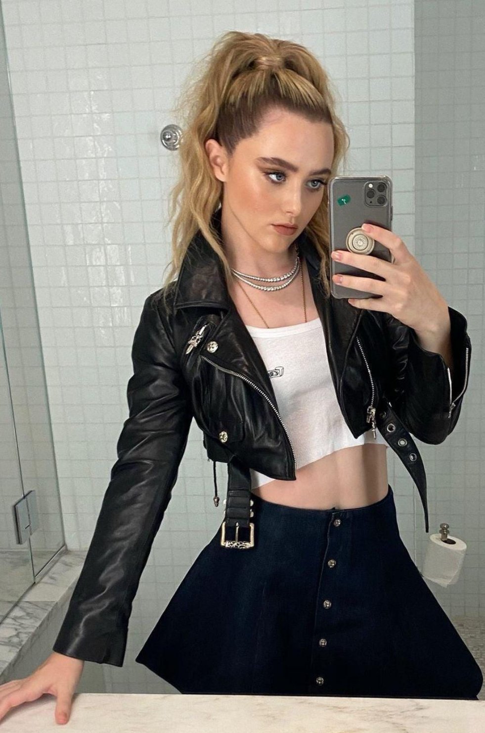 (Requested) Kathryn Newton #b04FCbsJ