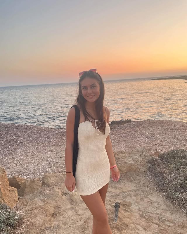 Sexy busty college teen Jasmine #B1U9OvyZ