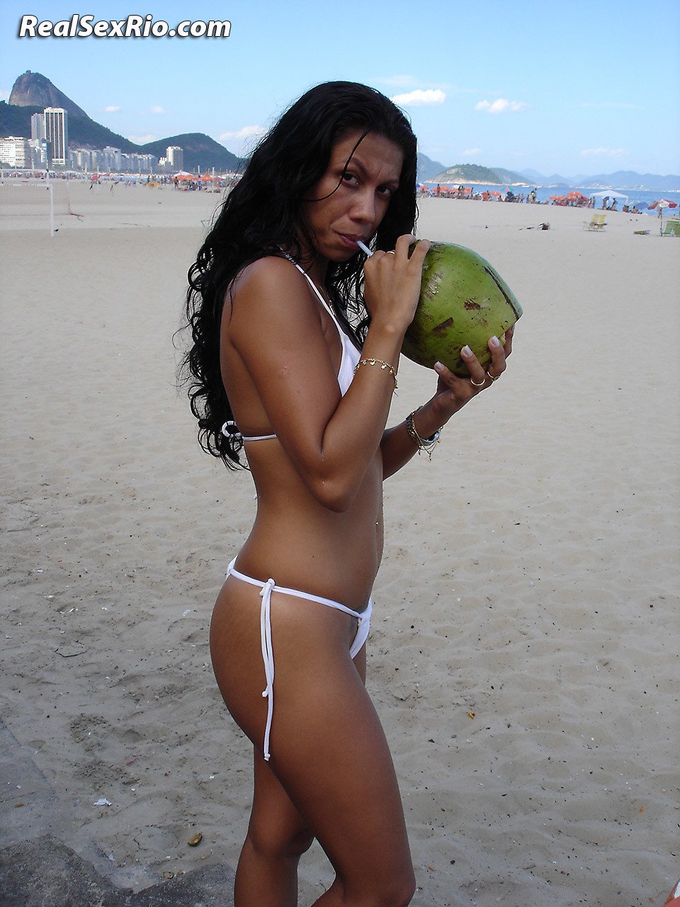 Monique - RealSexRio #b49eyQyv